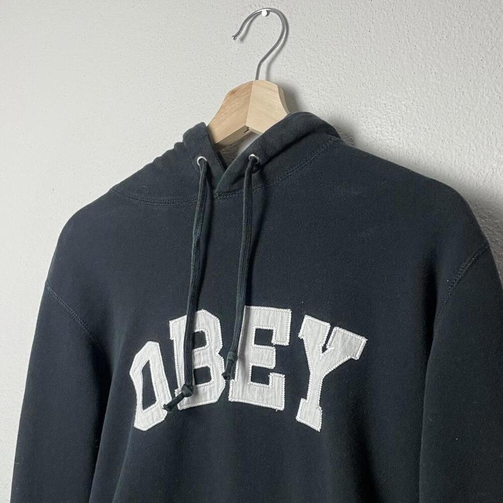 black obey spellout hoodie
